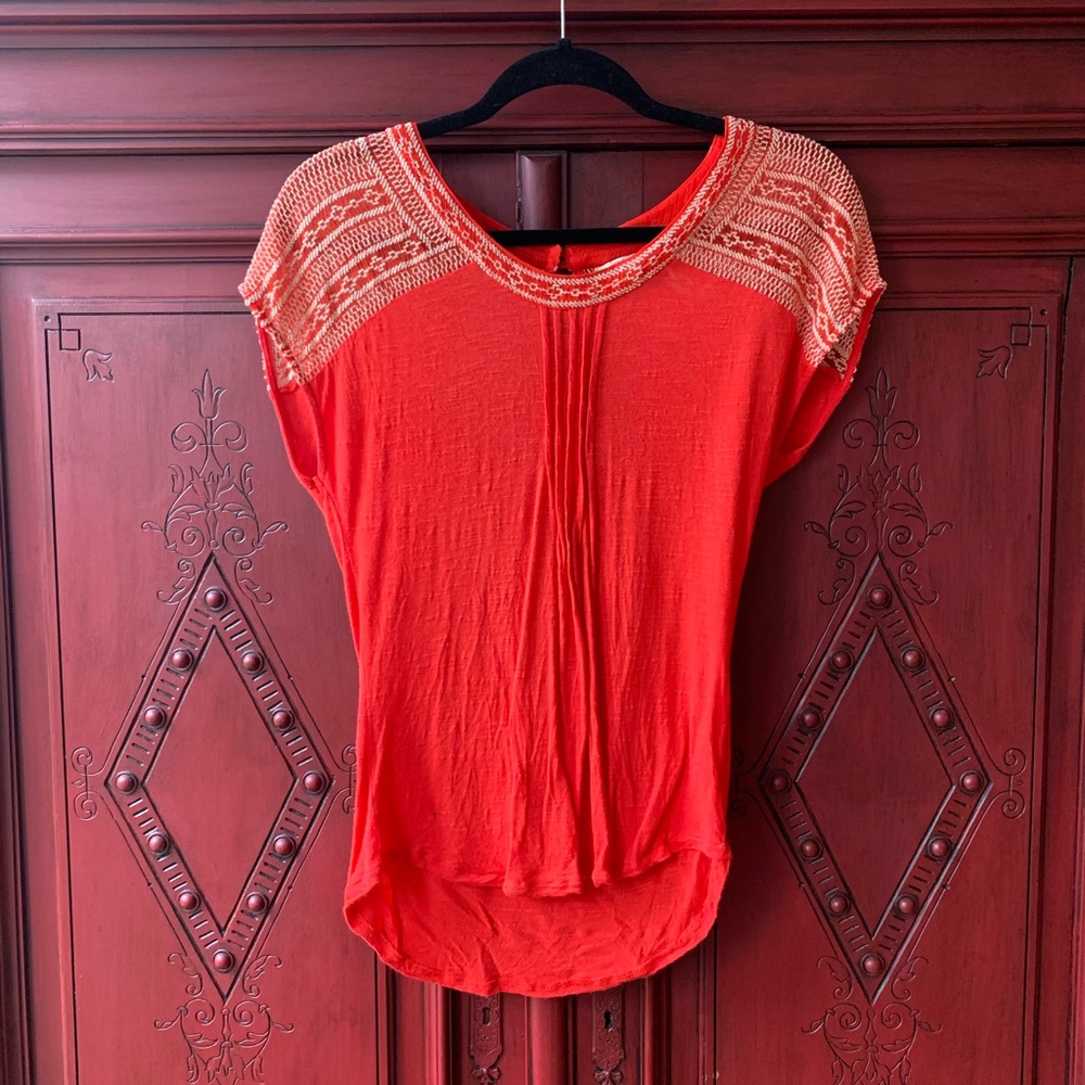 Lucky Brand- buttery soft short sleeve shirt!